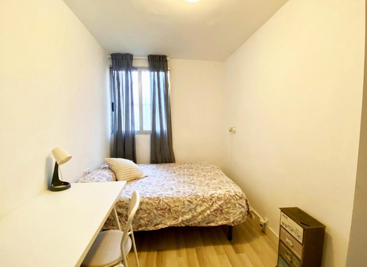 Valencia Guest Rooms Near The Beach In Shared Apartment Extérieur photo